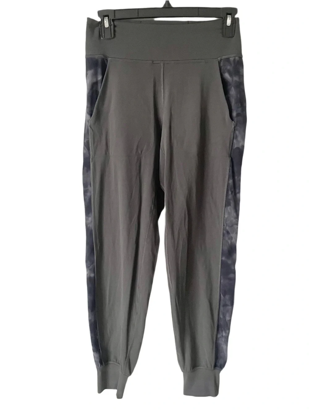 lululemon athletica pre owned